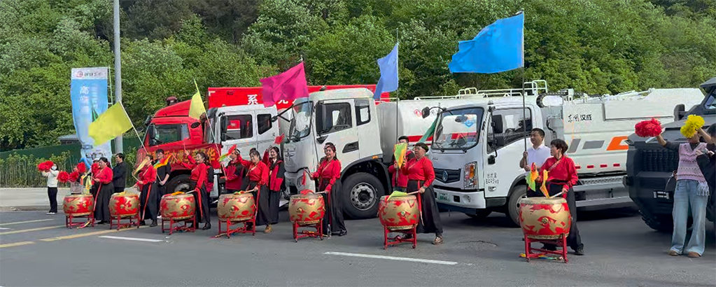 绿色护航！深圳东风新能源环卫车助力2026堰马！