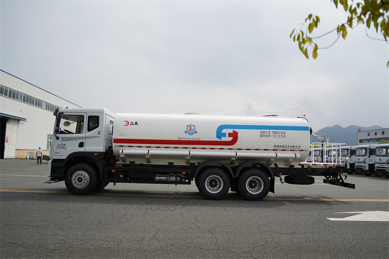 【汉成牌】东风华神T5-300马力洒水车 23方（燃油车）